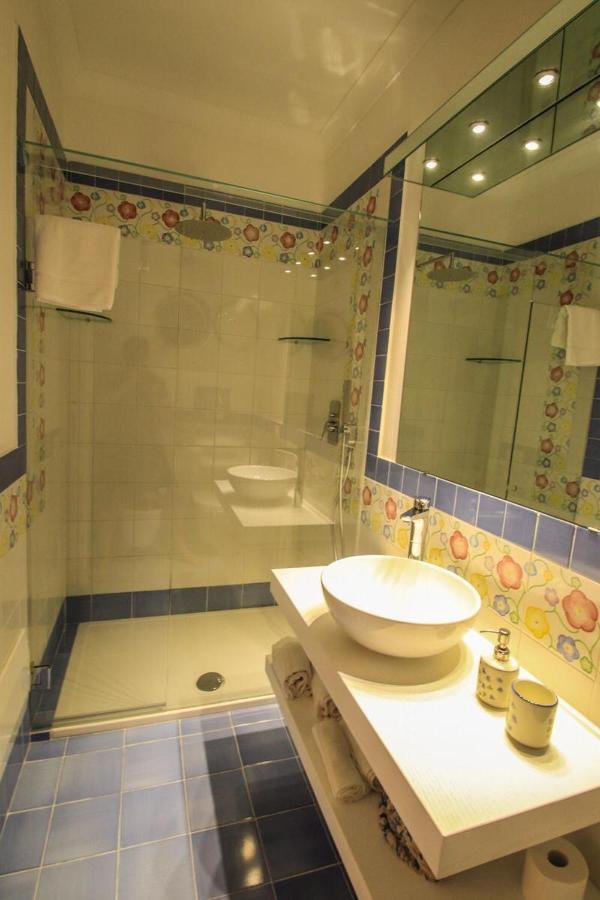 Bed and Breakfast Casa Pesce Ponza Esterno foto