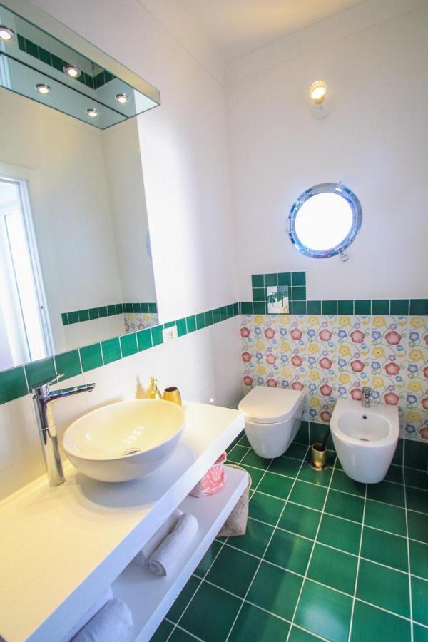Bed and Breakfast Casa Pesce Ponza Esterno foto